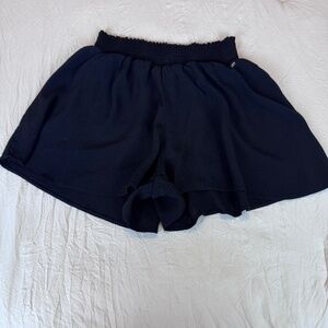 PINK by VICTORIA'S SECRET Relaxed Fit Thin Basic Elastic Waist Shorts - Small